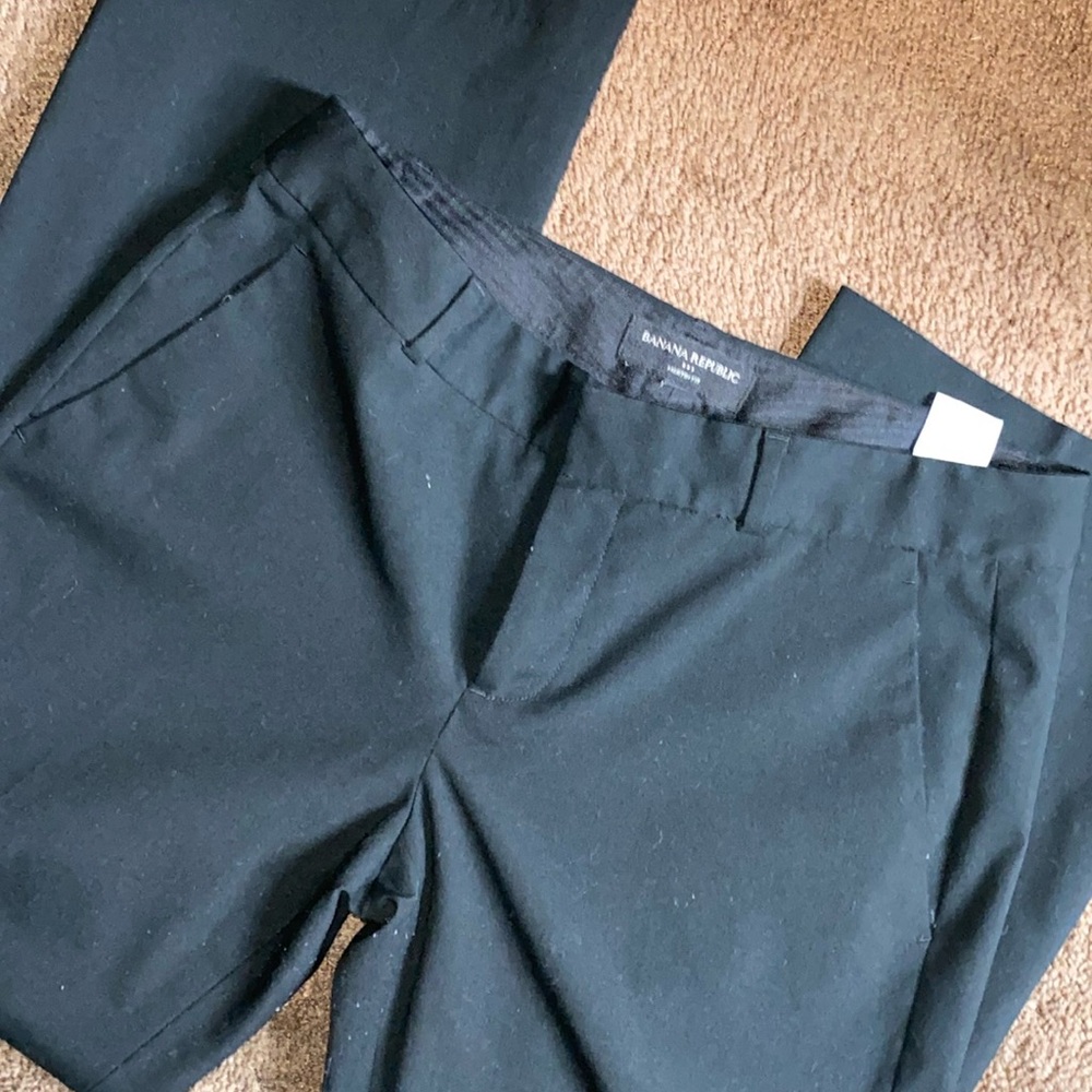 Woman’s blk slacks